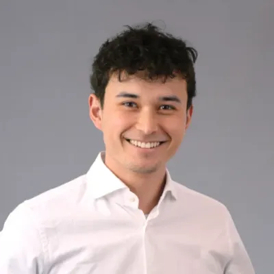 Porträt von Fabian Beck, COO bei OriginStamp