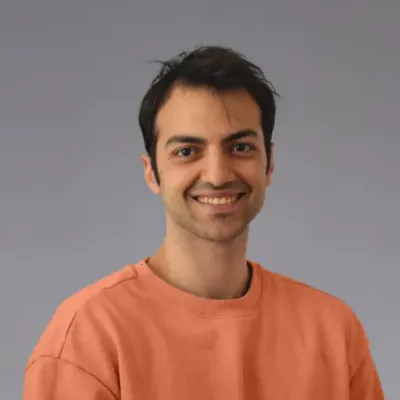 Porträt von Taylan Soydan AI Software Developer bei OriginStamp