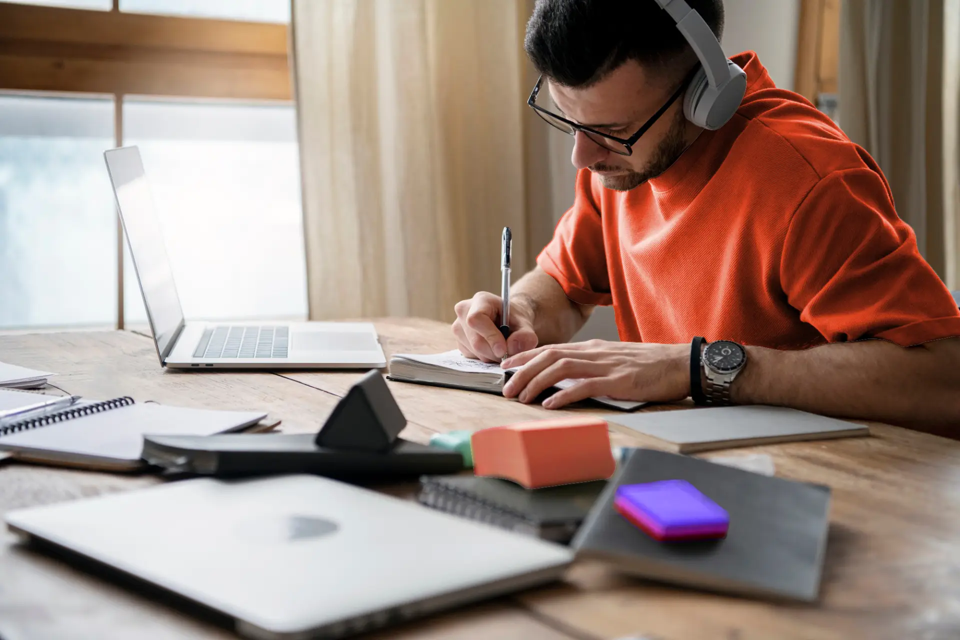 Employee practicing organizational learning at his desk