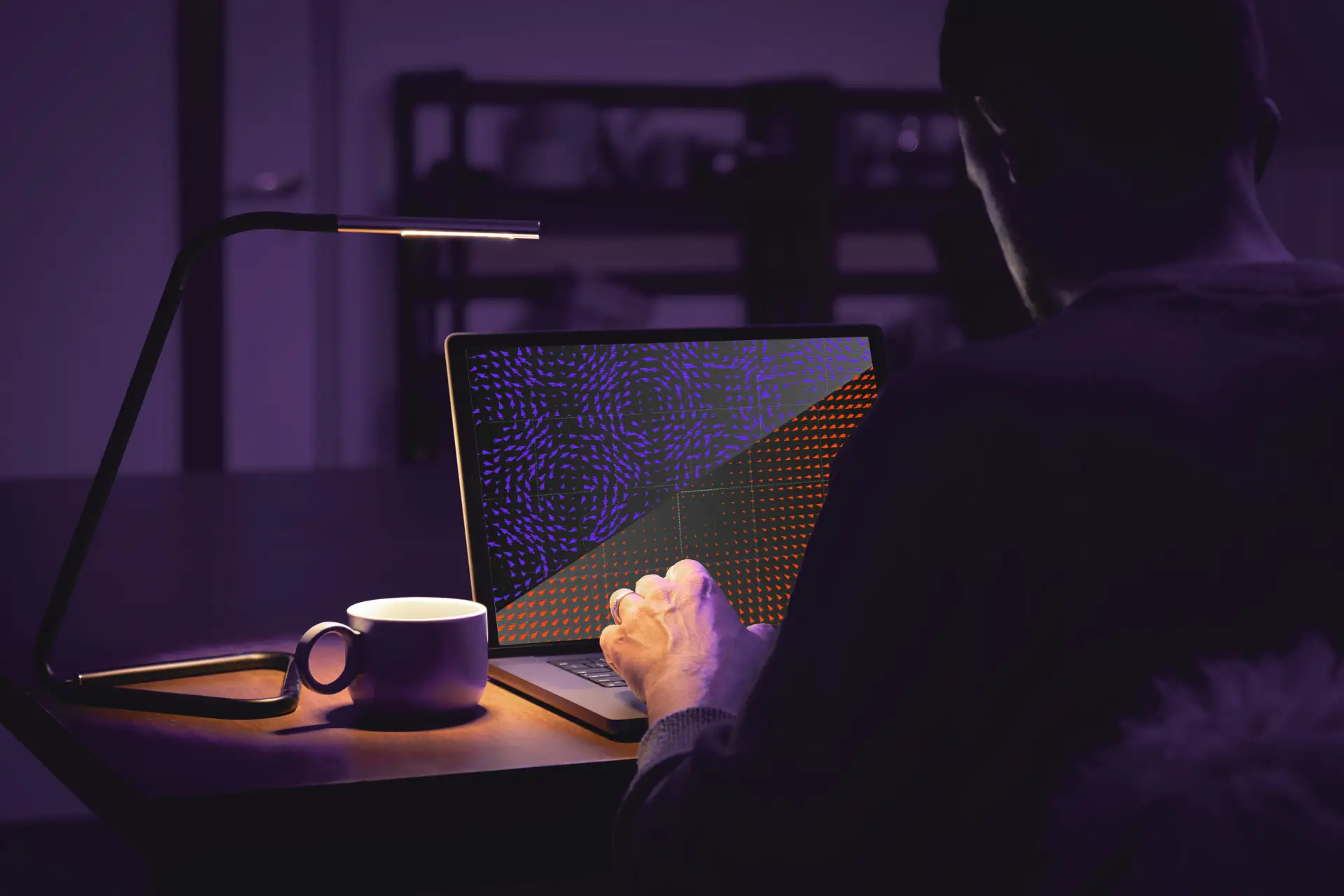 Laptop mit Latent Spaces von guten und schlechten AI Prompts