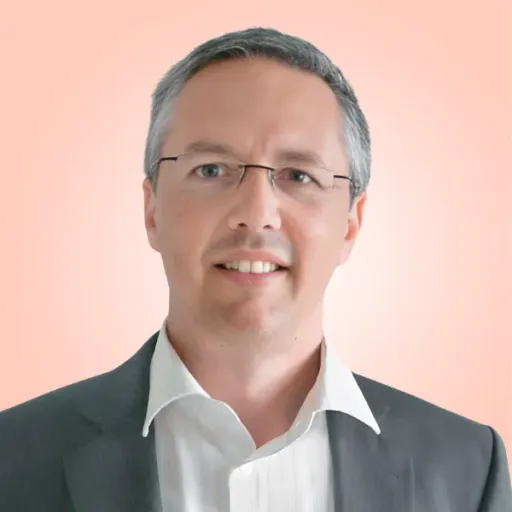 Portrait of Paul Gschwind, co-founder and CEO of Diligent IT Solutions AG