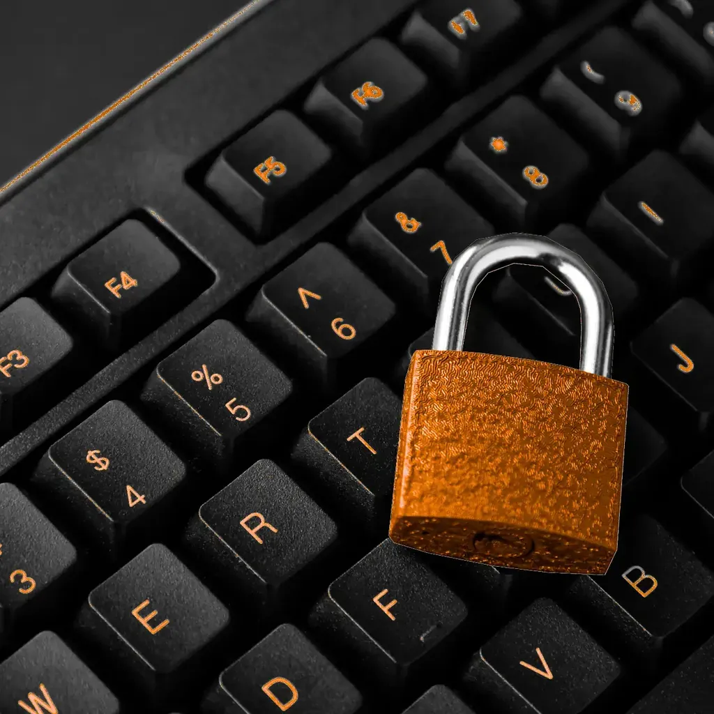 Verschlossene Computertastatur mit Sicherheitsschloss-Symbol als Darstellung für Cybersicherheitsschutz